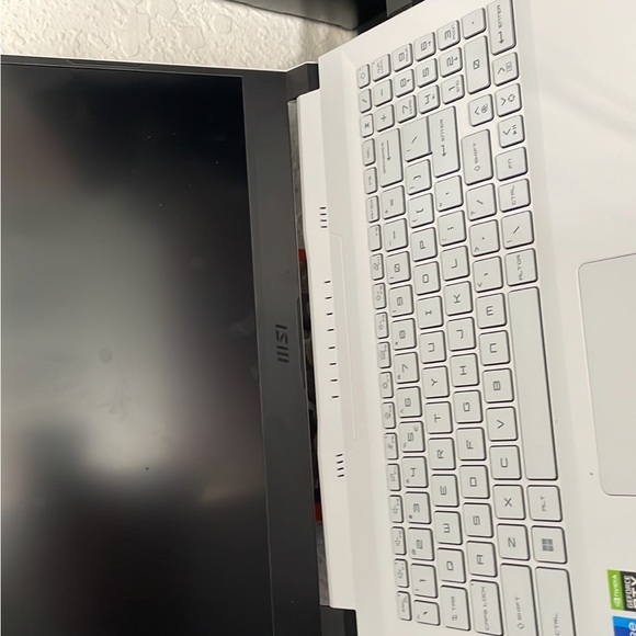 Msi gaming laptop - Picture 2 of 4